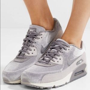Nike Air Max 90 Gunsmoke Velvet